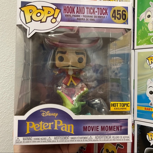 Disney funko Hook and tick tock 456